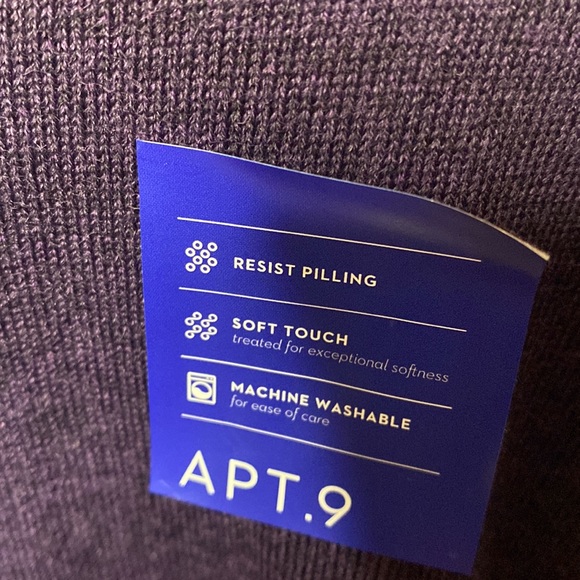 Slim Fit Men Sweater Purple. - Picture 3 of 4